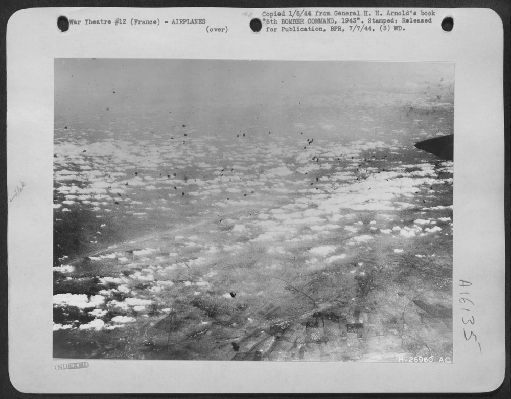 Flying ofrtresses and Liberators encounter intense flak areas