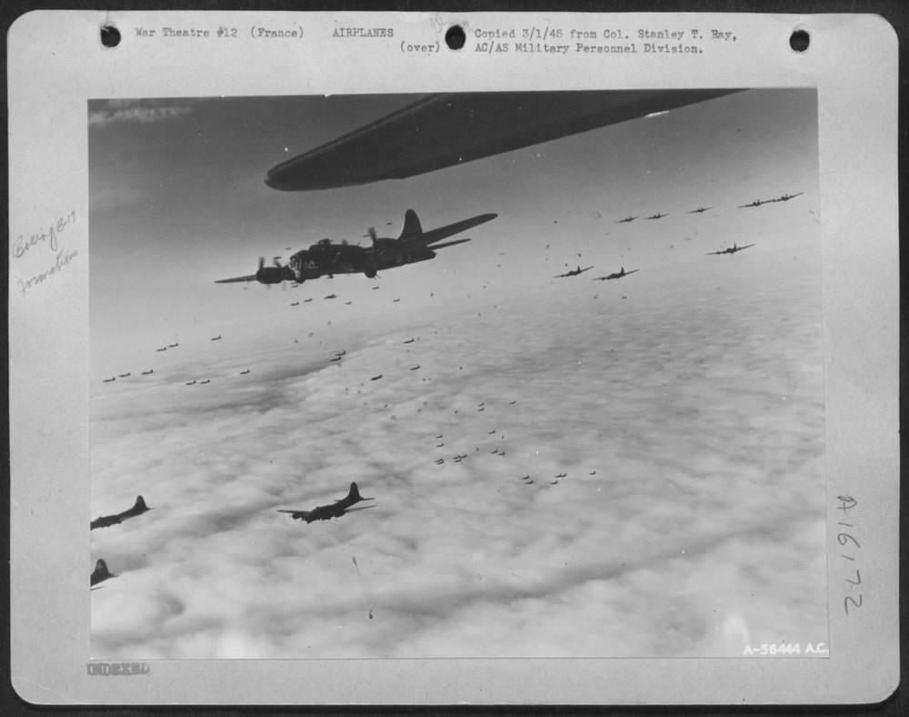formation of Boeing B-17 Flying ofrtresses over France