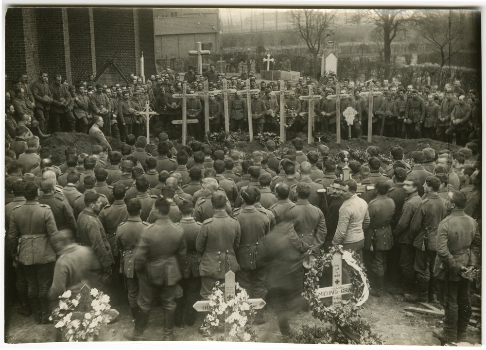 Funeral of pioneers fallen at St Eloir