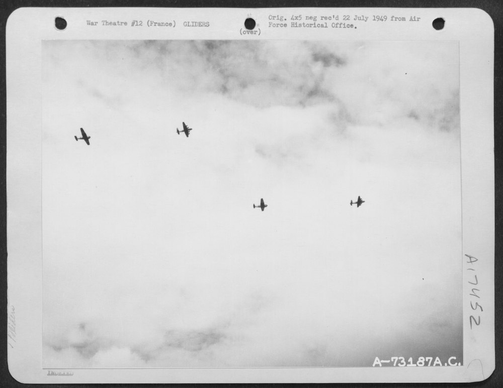 Gliders in France invasion
