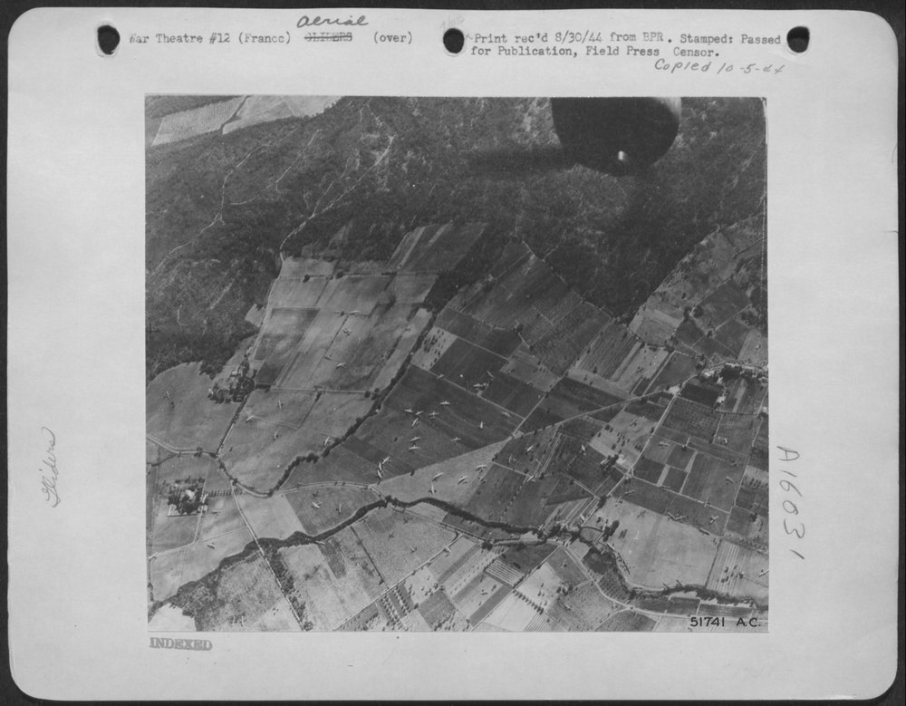Gliders in Southern France