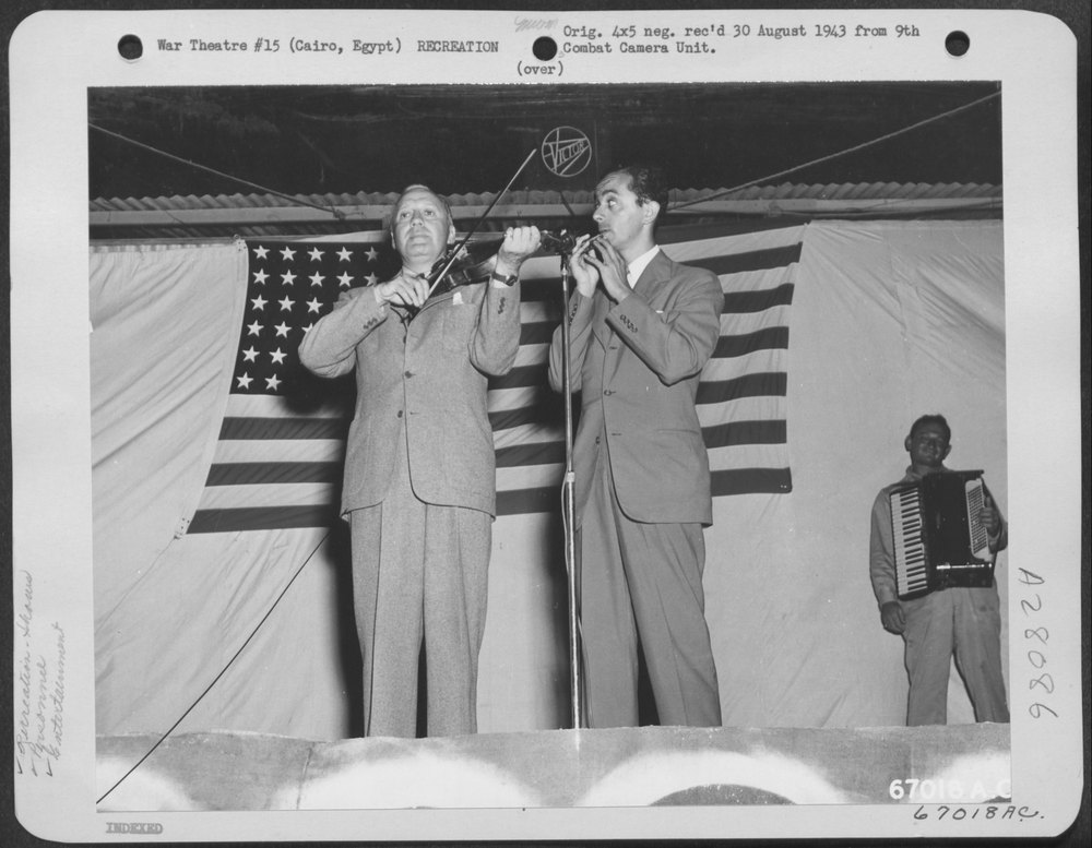 Jack Benny near Cairo