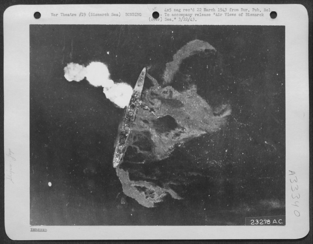 Japanese destroyer in Bismarck Sea