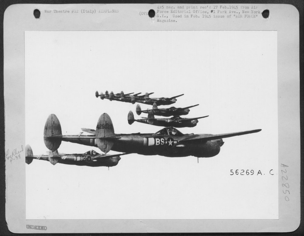 Lockheed P-38s in Italy