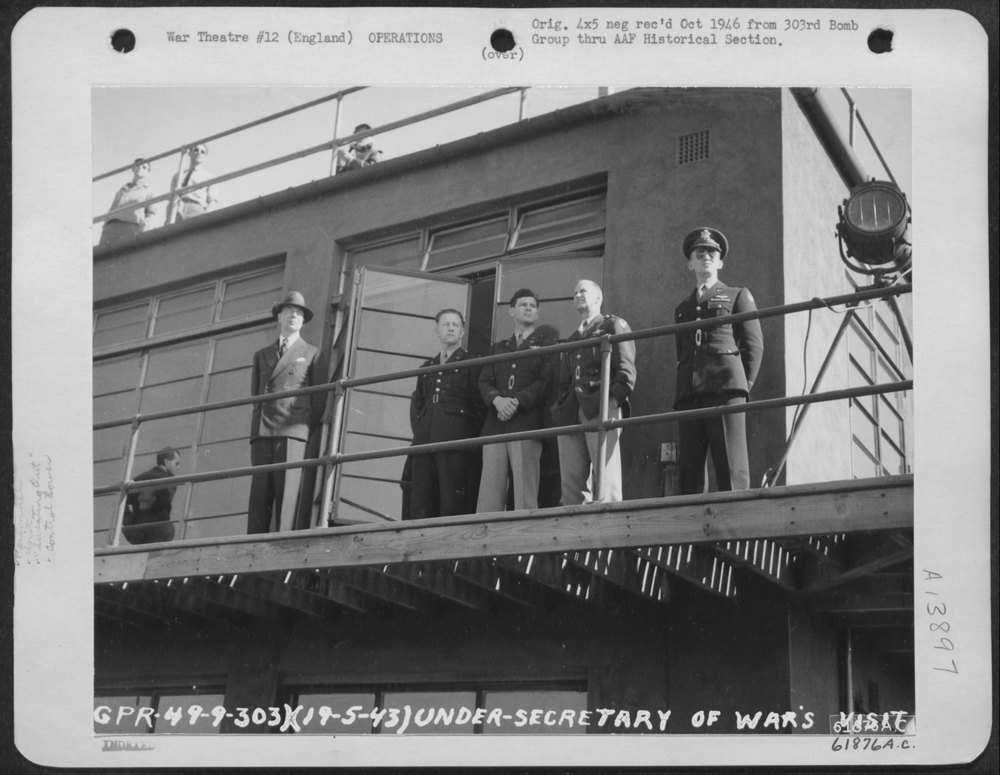 Lovett at 303rd Bomb Group