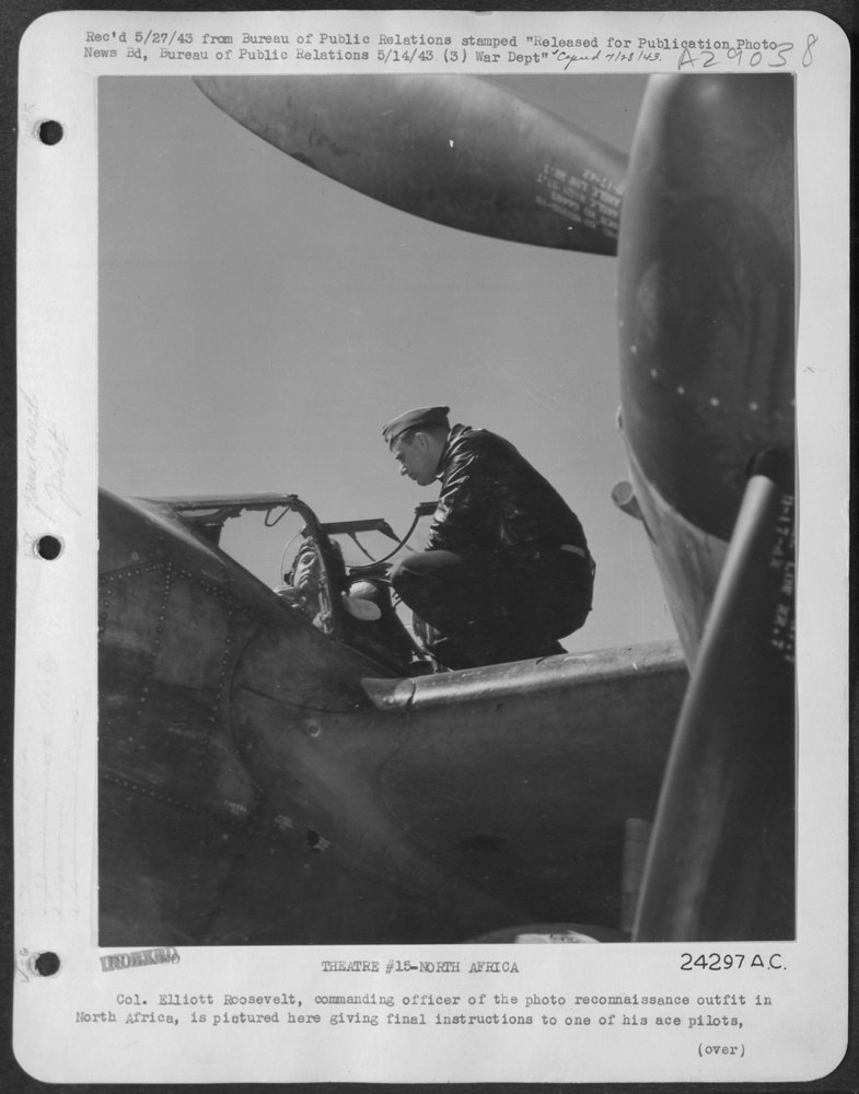 Lt Col Dunn receives Distinguished Flying Cross