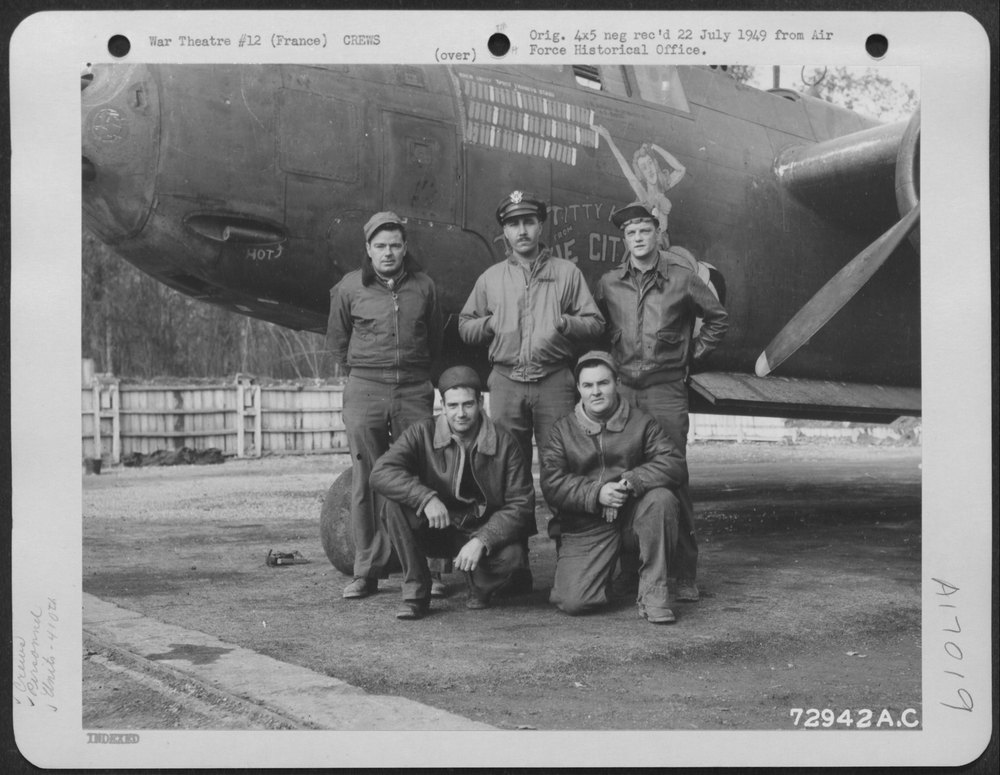 Lt Lamb and crew in France