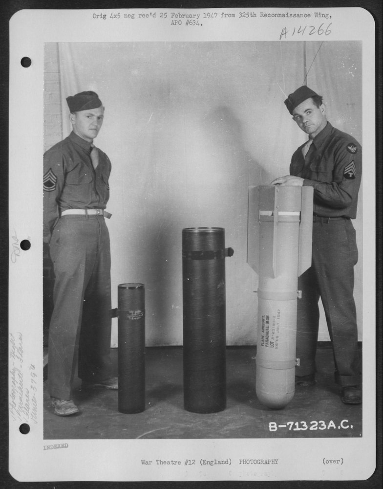 M-26 Parachute Flare Assembly England