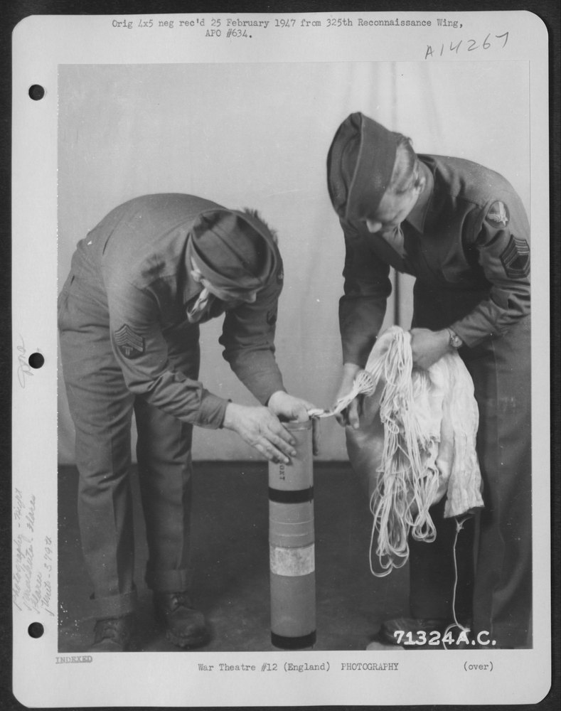 M-26 Parachute Flare Assembly England