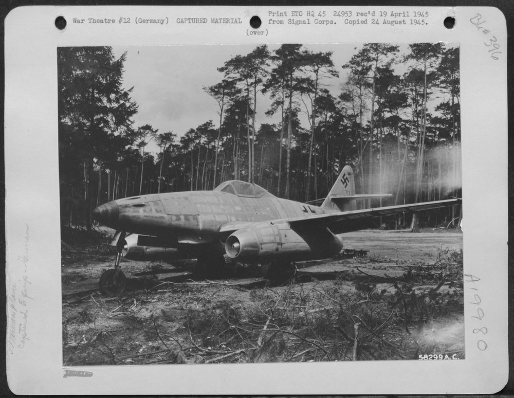Me 262-1 near Frankfurt