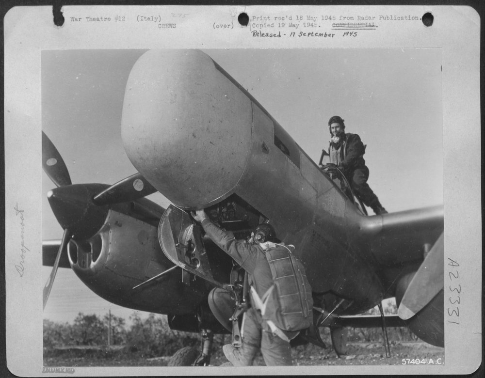 Mickey in Italy with P-38 Droopsnoot