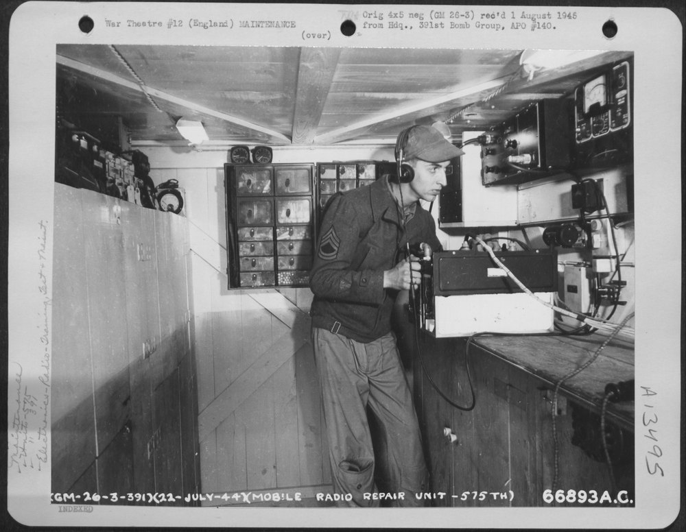 Mobile Radio Repair Unit in England