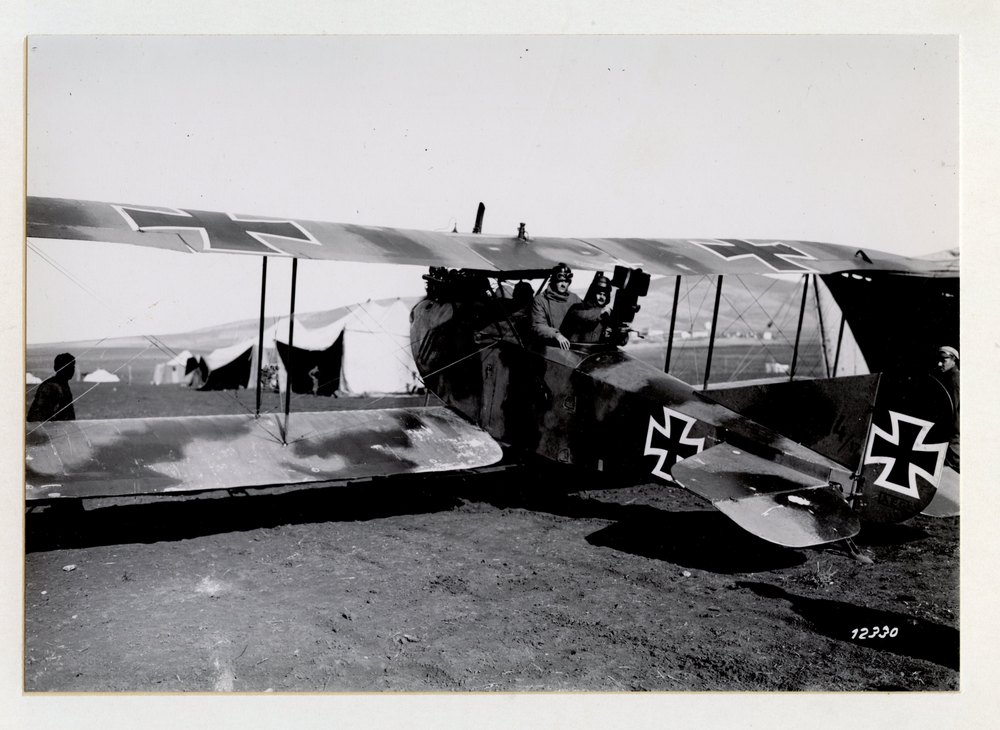 Motion picture operator in an airplane, Palestine front