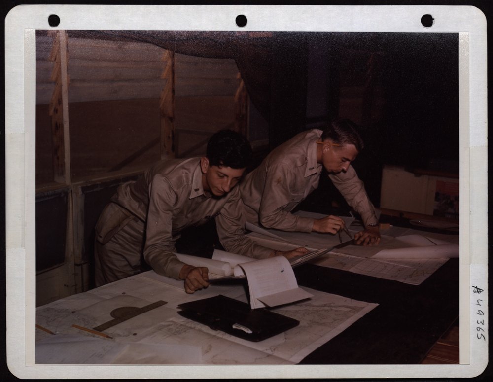 Navigators plot route in Panama