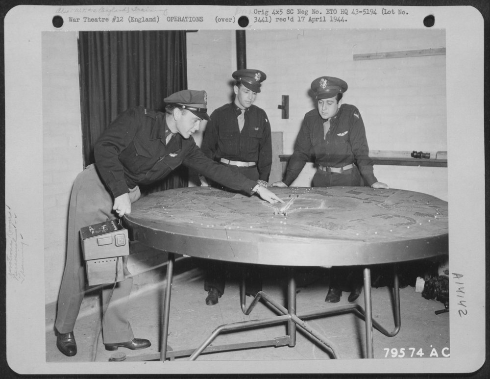 Night landing instruction