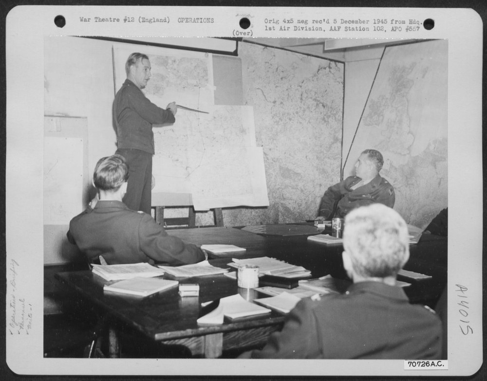 Officers briefed at 1st Bomb Division