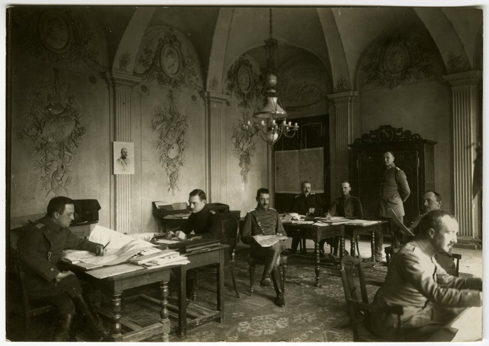 Officers of the III Bavarian Army Corps at work