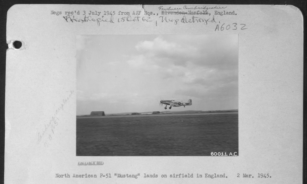 P-51 Mustang lands in England