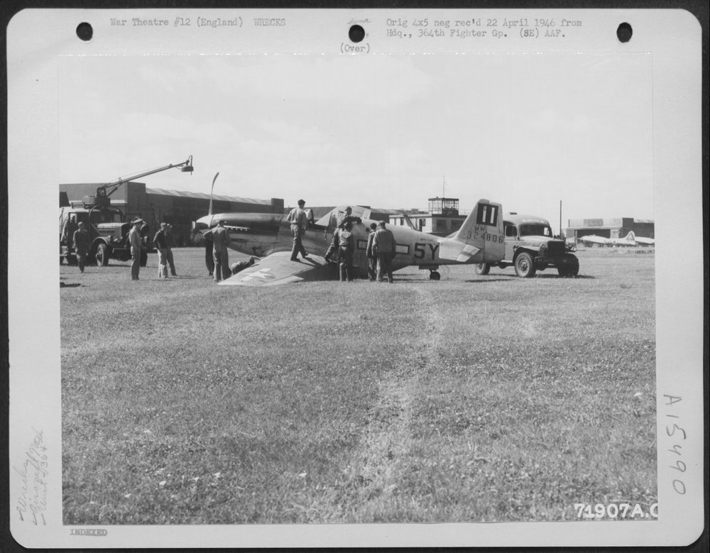 P51 crash-lands at Honnington