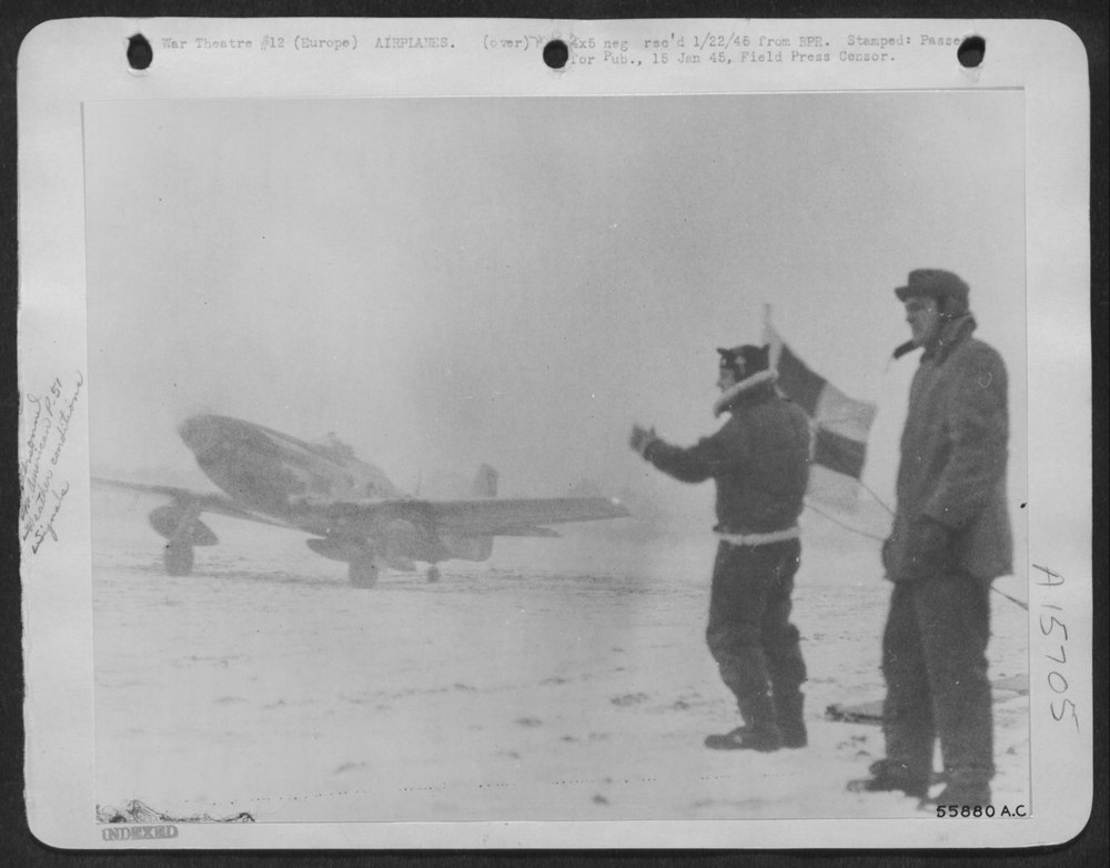 P51 Mustangs escorting bombers