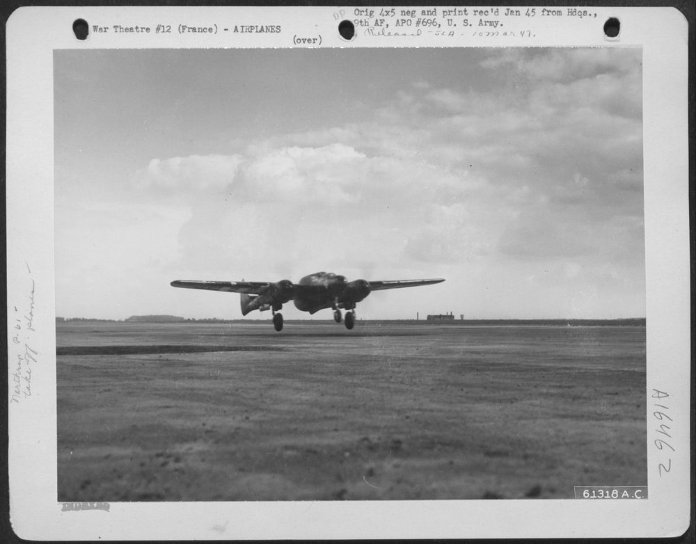 P61 Black Widow takes off France