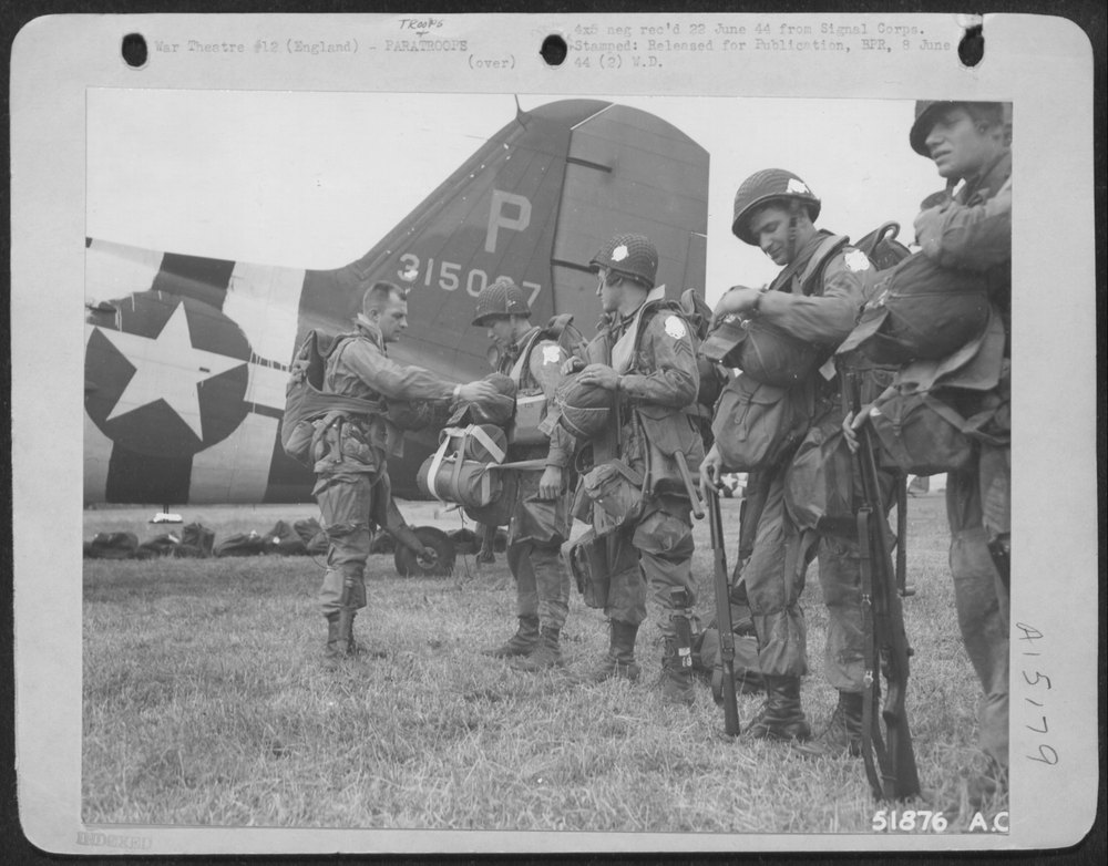 Paratrooper equipment in England