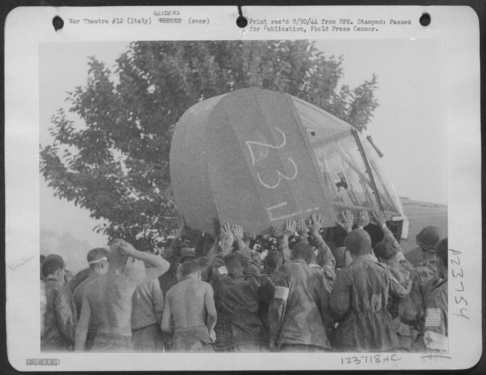Paratroopers at glider crash
