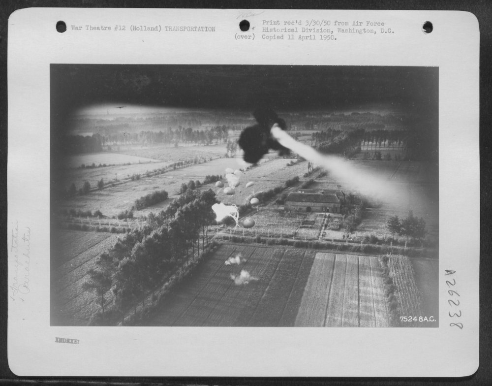 Paratroopers near Best Holland