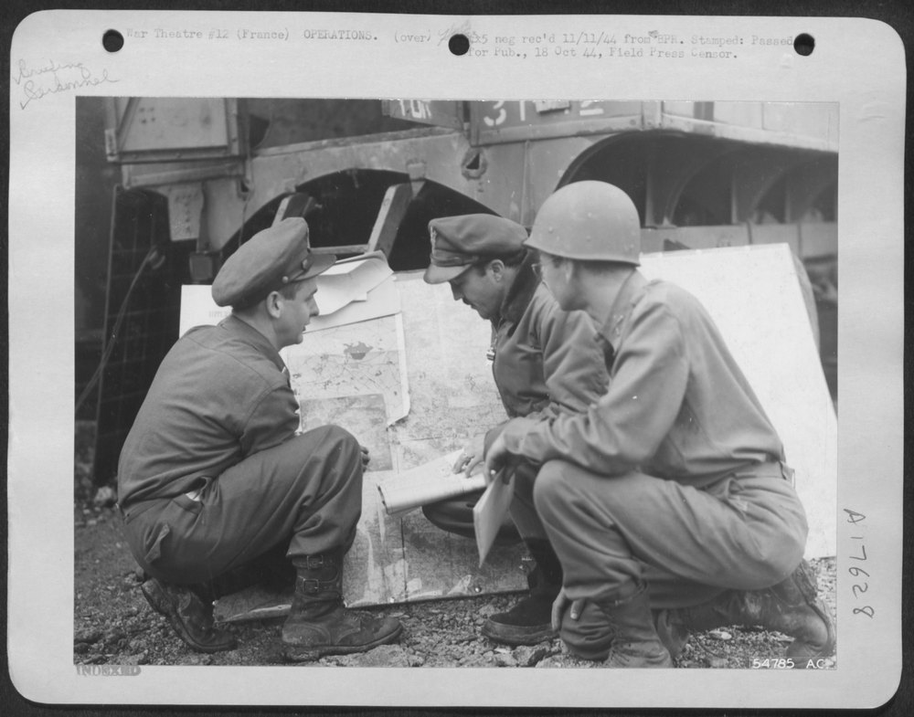 Pilot briefed at 9th AF base