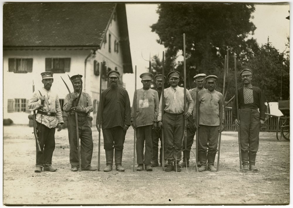 Prisoners of war at work
