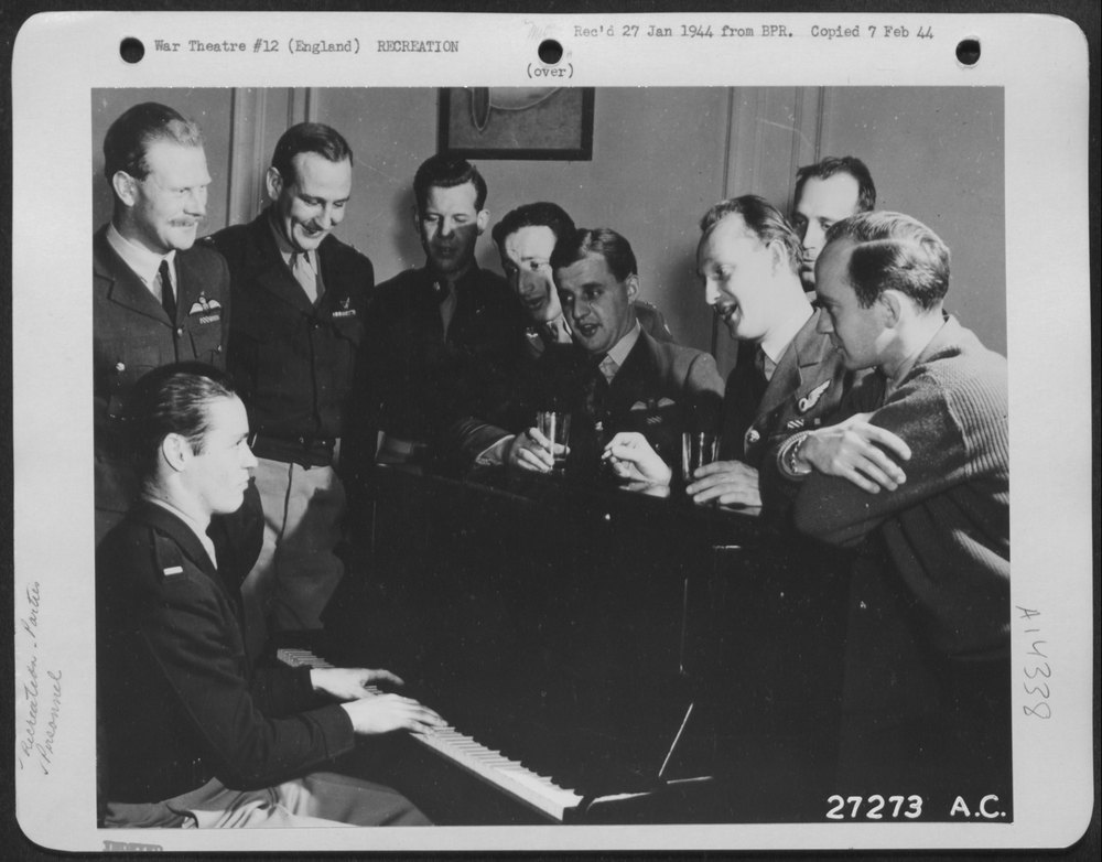 RAF and USAAF celebrate Christmas