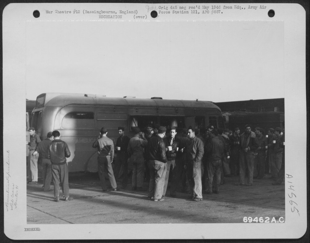 Red Cross Clubmobile workers at 91st Bomb Group base
