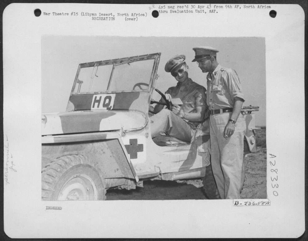 Red Cross support in Libyan Desert