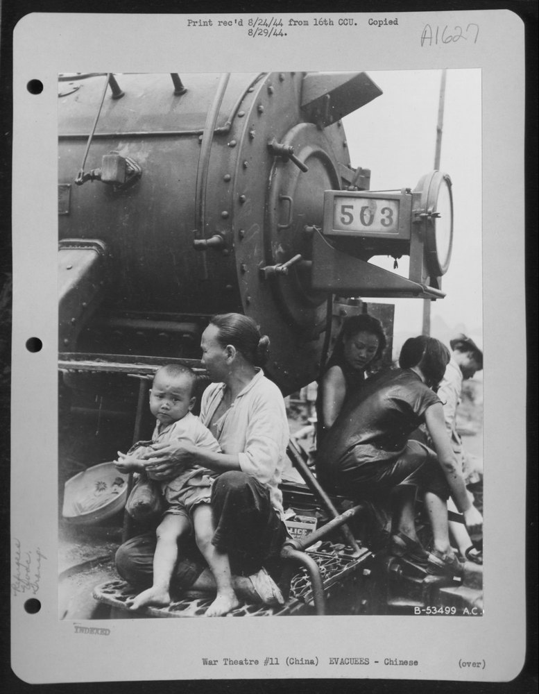 Refugees at Kweilin railway station