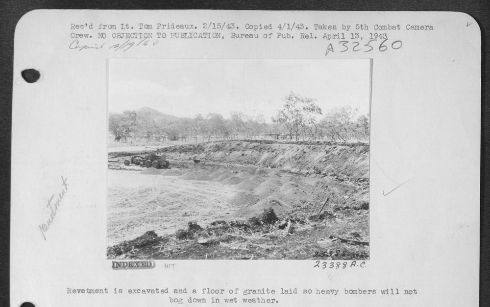 Revetment for heavy bombers