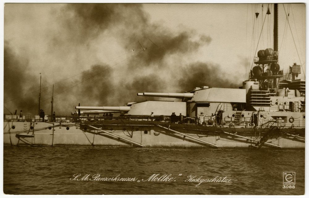 SMS Moltke, stern guns