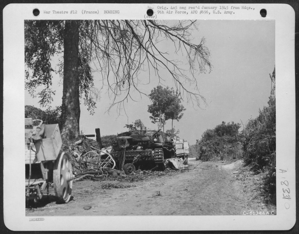 Sturmgeschutz III in France