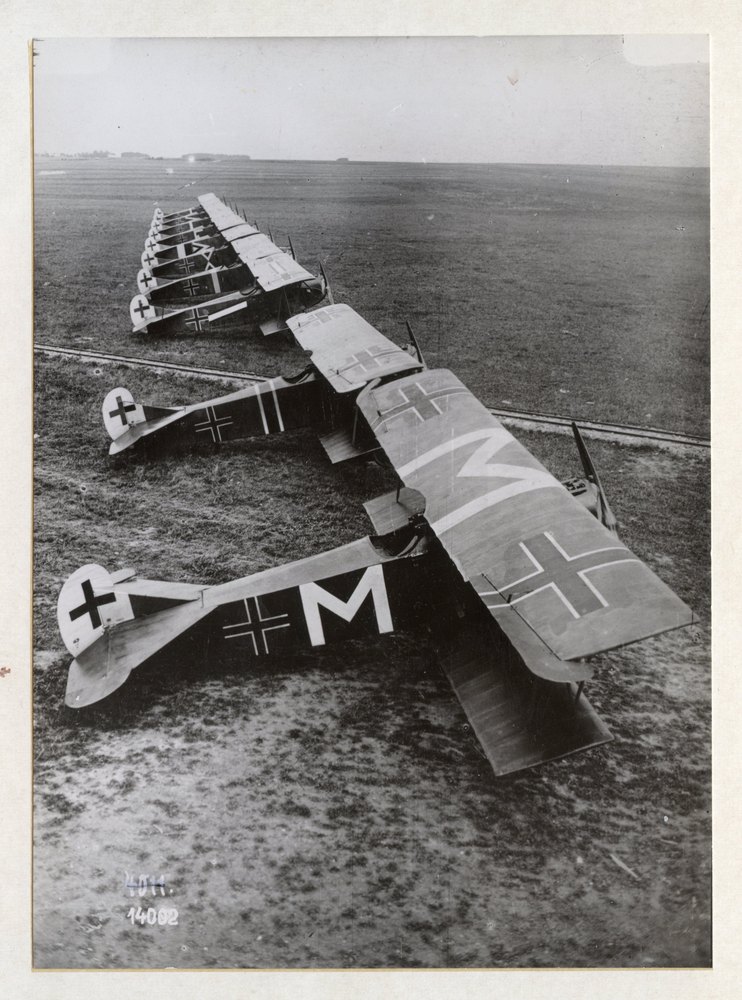Take-off line of a German pursuit squadron, Western front