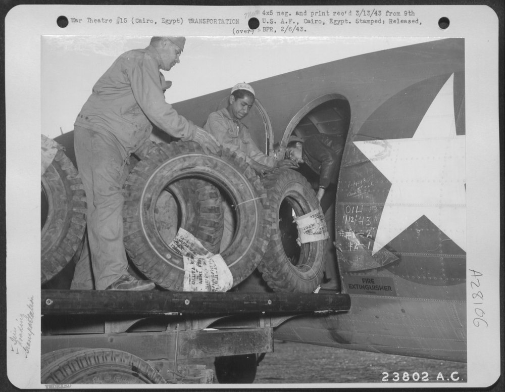Tires loaded in Cairo
