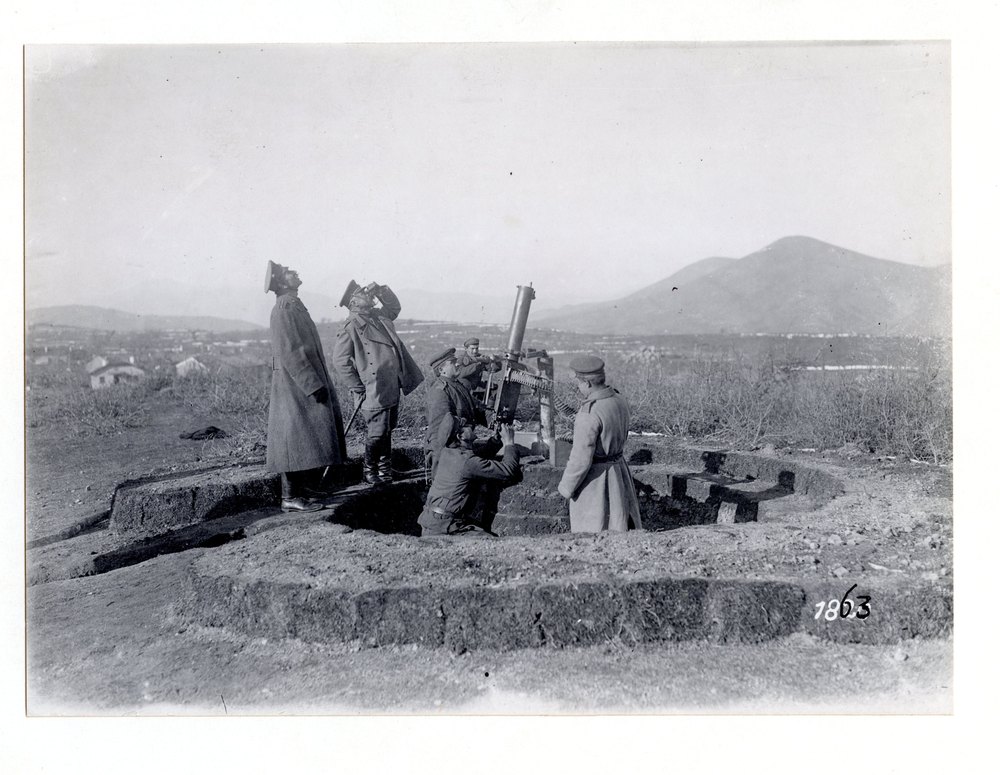 Turkish anti-balloon guns in action, Saloniki front